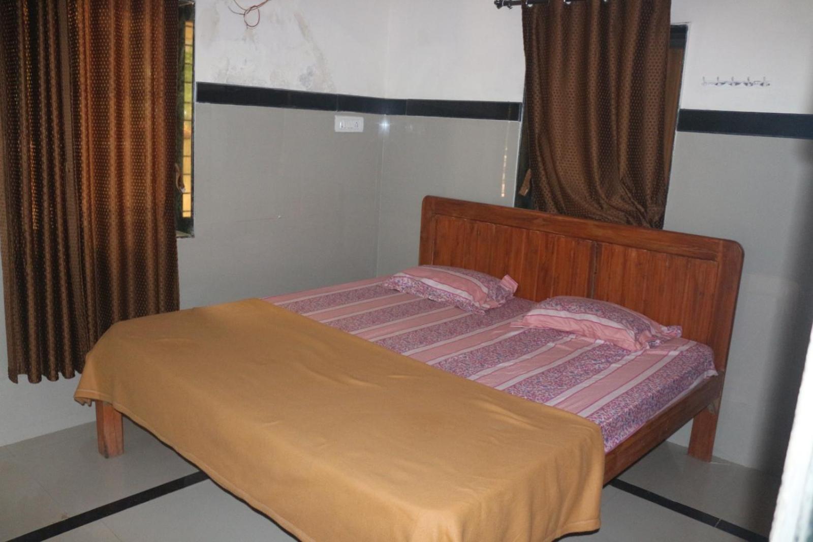Hotel Phoenix Lonavala Exterior photo